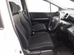 HONDA FREED SPIKE G Aero 2011