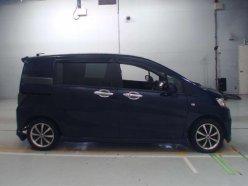 HONDA FREED SPIKE G Aero 2010