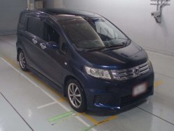 HONDA FREED SPIKE G Aero 2010