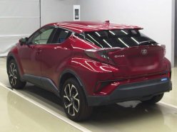 TOYOTA C-HR G-T 4WD 2016