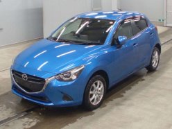 MAZDA DEMIO 13S 4WD 2015