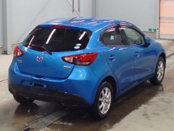 MAZDA DEMIO 13S 4WD 2015