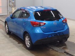 MAZDA DEMIO 13S 4WD 2015
