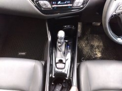 TOYOTA C-HR G-T 4WD 2016