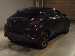 TOYOTA C-HR G-T 4WD 2016