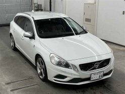 VOLVO V60 1.6 T4 R-Design 2012