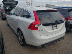 VOLVO V60 1.6 T4 R-Design 2012