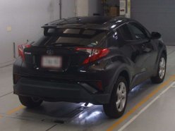 TOYOTA C-HR S-T 4WD 2016