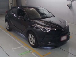 TOYOTA C-HR S-T 4WD 2016