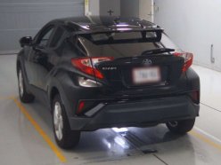 TOYOTA C-HR S-T 4WD 2016