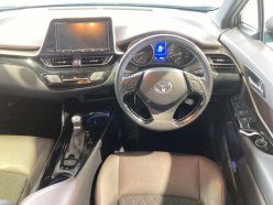 TOYOTA C-HR G-T 4WD 2016