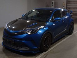 TOYOTA C-HR S-T 4WD 2017