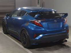 TOYOTA C-HR S-T 4WD 2017
