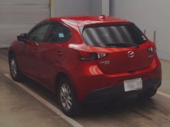 MAZDA DEMIO 13S Touring 4WD 2016