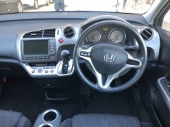 HONDA STREAM ZS HDD Navi Package 2010