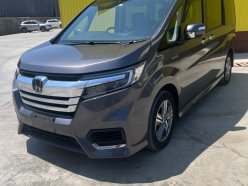 HONDA STEPWGN HYBRID B HONDA SENSING 2018