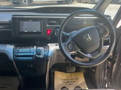 HONDA STEPWGN HYBRID B HONDA SENSING 2018