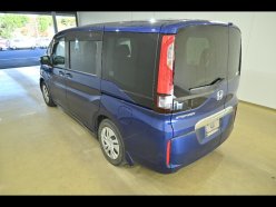 HONDA STEPWGN G 8-SEATERS 2015