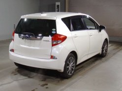 SUBARU TREZIA 1.3i-L 2013