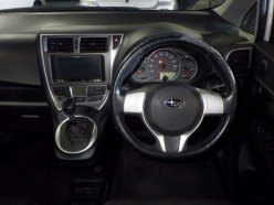 SUBARU TREZIA 1.3i-L 2013