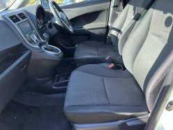 SUBARU TREZIA 1.3i-L 2013