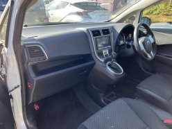 SUBARU TREZIA 1.3i-L 2013