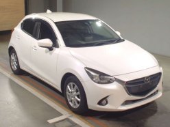 MAZDA DEMIO 13 S 2015