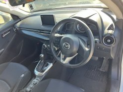 MAZDA DEMIO 13 S 2015