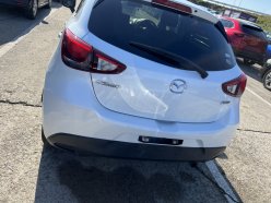 MAZDA DEMIO 13 S 2015