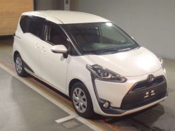 TOYOTA SIENTA G 2015