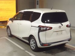 TOYOTA SIENTA G 2015