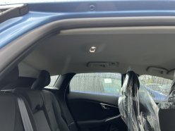 VOLVO V40 T3 2015