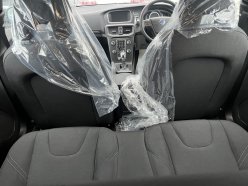 VOLVO V40 T3 2015