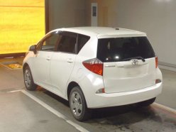 TOYOTA RACTIS G 4WD 2010