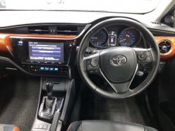TOYOTA AURIS 120T 2015