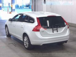 VOLVO V60 SE 2016