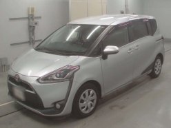 TOYOTA SIENTA G 2015