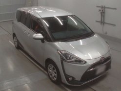TOYOTA SIENTA G 2015