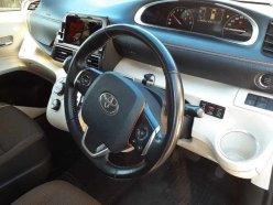 TOYOTA SIENTA G 2015