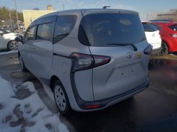 TOYOTA SIENTA G 2015