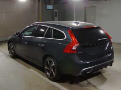 VOLVO V60 R Design 2012