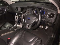 VOLVO V60 R Design 2012