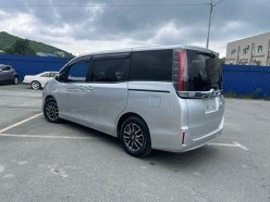 TOYOTA NOAH 2.0 X 2018