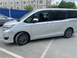 TOYOTA NOAH 2.0 X 2018