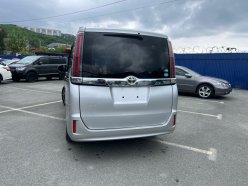 TOYOTA NOAH 2.0 X 2018