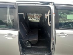 TOYOTA NOAH 2.0 X 2018