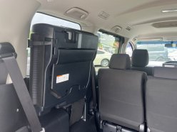 TOYOTA NOAH 2.0 X 2018
