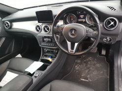 MERCEDES BENZ GLA  2015