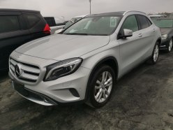 MERCEDES BENZ GLA  2015