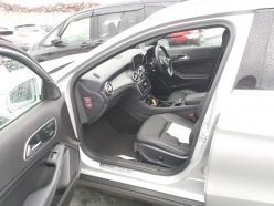 MERCEDES BENZ GLA  2015